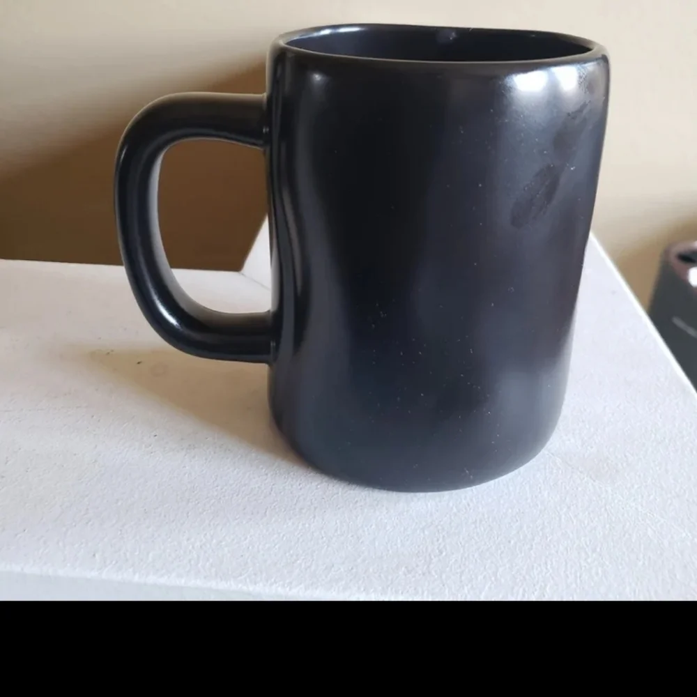 Rae Dunn Halloween Black “EEK!” Coffee Mug 